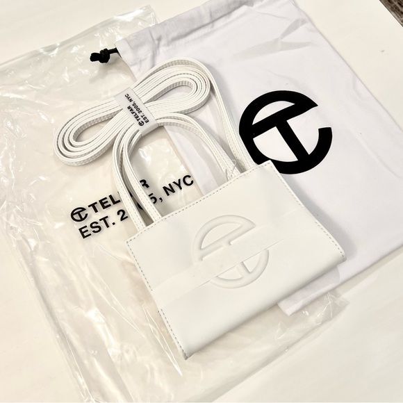 ❌ SOLD - NEW AUTHENTIC Telfar Small White Shopping Bag - Picture 3 of 4